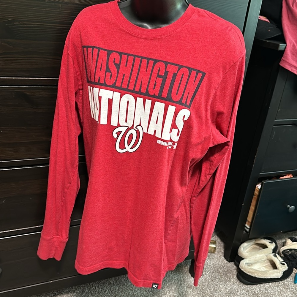 Size Medium Washington Nationals long sleeve shirt